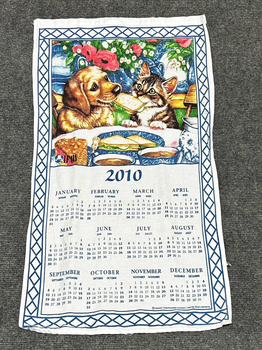 🟢 3/$25 - 2010 - Calendar Tea Towel - Cat - Dog